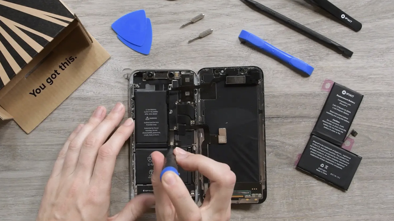 iPhone Fix Kit Pre-Roll